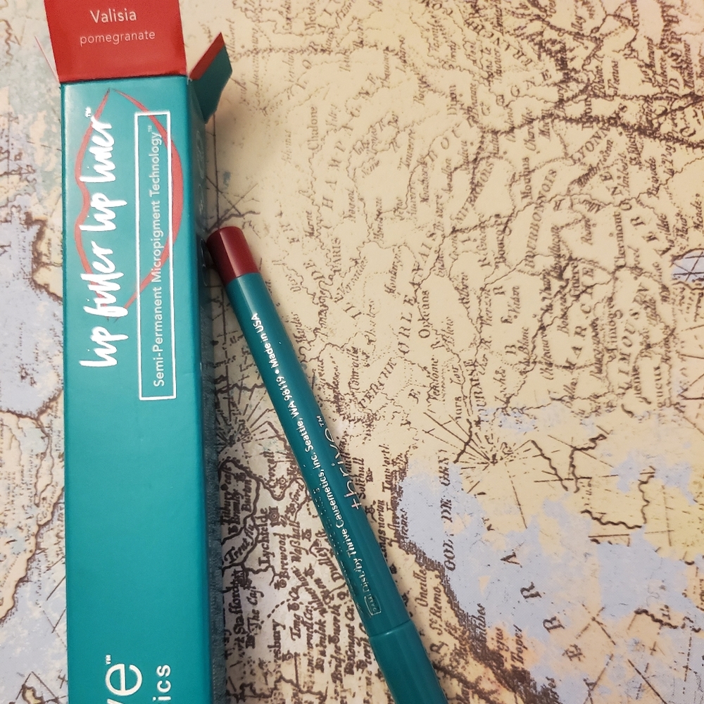 Thrive Causemetics Lip Filler Lip Liner